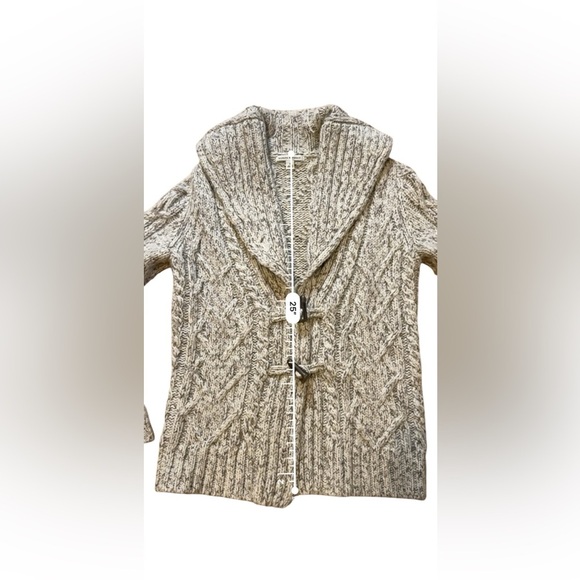 Banana Republic 100% Wool Cable Knit Toggle Cardigan Women's Size Small Beige - Picture 9 of 9